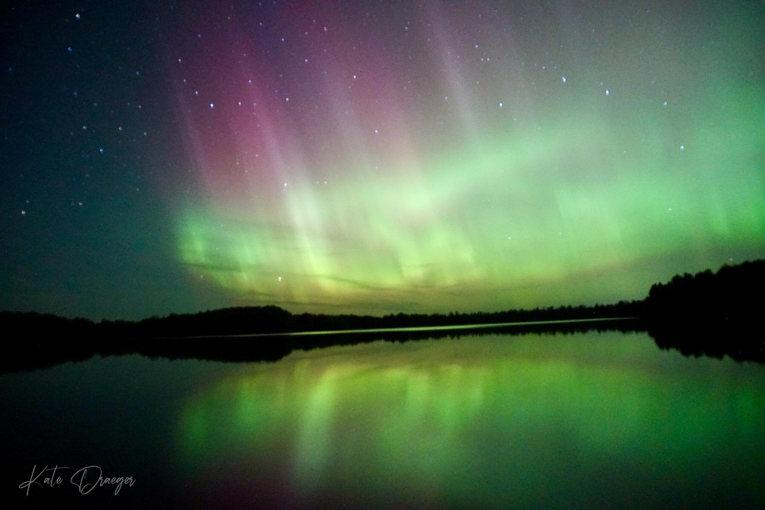 Read more about the article Northern Lights dazzle Vilas night skies